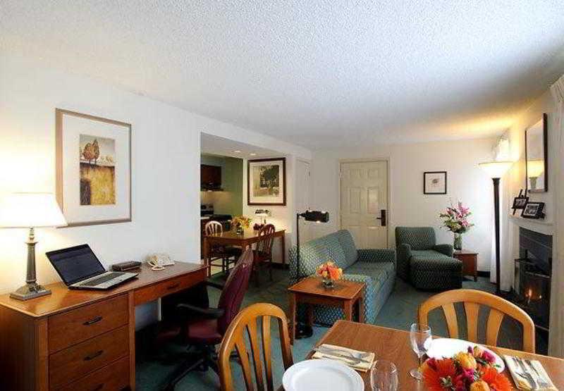 Residence Inn By Marriott Portland Downtown/Convention Center Стая снимка